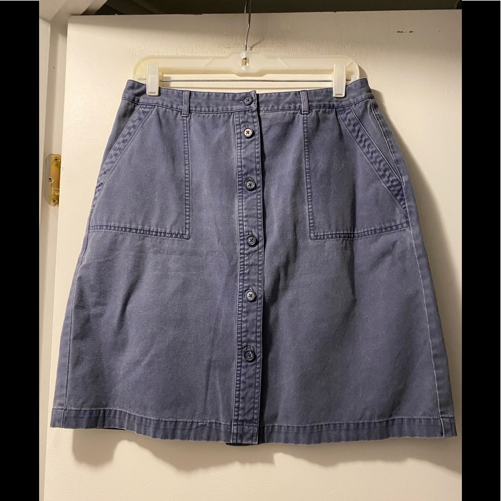 ⚫️- Eddie Bauer denim skirt button front 12 petite - blue -